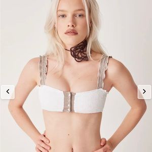 Frankie’s Bikinis Chiara Ruffle Bikini Top